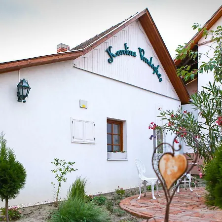 Karolina Vendeghaz Szentes